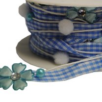 Lichtblauw lint met ruitjes,pompon,bloem met diamantje, 10mm per 5 meter