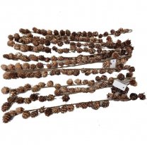 Larix op draad, 20 larixdennenappeltjes op draad met een lengte van 40cm